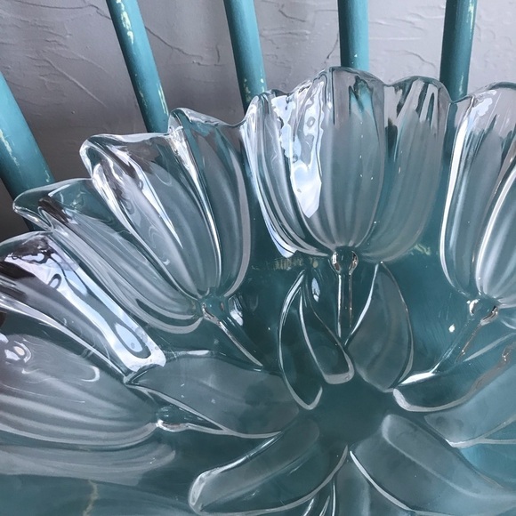 Mikasa TULIPS‎ SATIN 12" Frosted Crystal Hostess Bowl - Picture 4 of 13